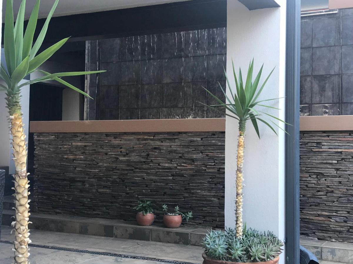 Bed and Breakfast Bokamoso Views Rustenburg Exterior foto